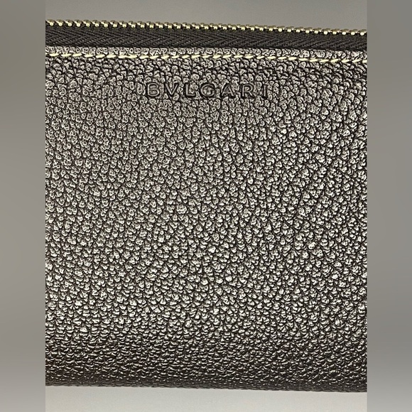 BVLGARI Black Long Leather Zip Around Wallet Unisex Luxury Pebbled Italy OS - Picture 4 of 11